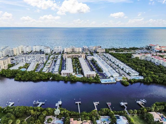 3605 S Ocean Boulevard 123, South Palm Beach, FL 33480