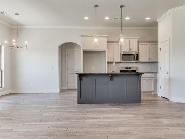 11920 NW 120th Street, Yukon, OK 73099