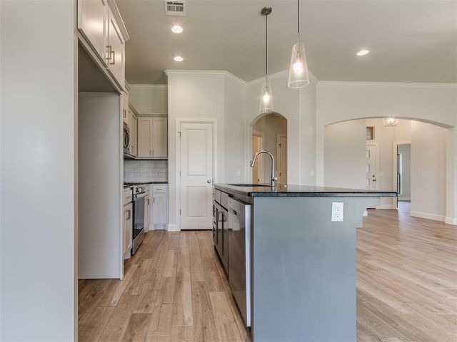 11920 NW 120th Street, Yukon, OK 73099