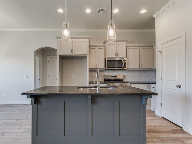 11920 NW 120th Street, Yukon, OK 73099