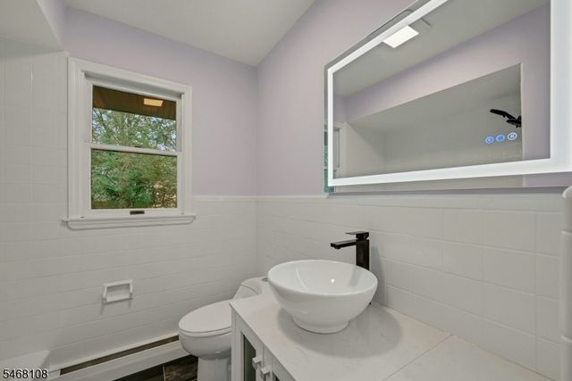 516 Harriet Pl, Franklin Lakes Boro, NJ 07417