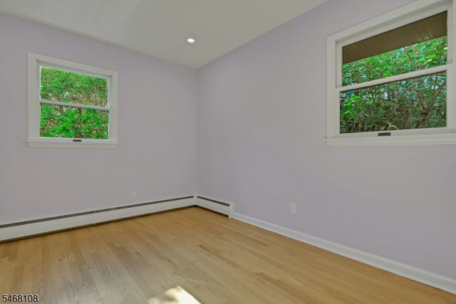 516 Harriet Pl, Franklin Lakes Boro, NJ 07417