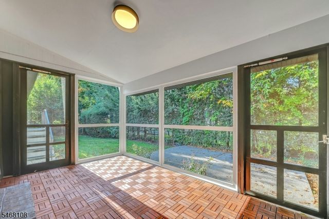 516 Harriet Pl, Franklin Lakes Boro, NJ 07417