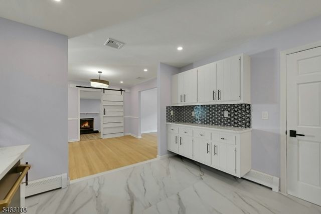 516 Harriet Pl, Franklin Lakes Boro, NJ 07417
