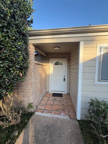 8119 Amurwood Drive, Tomball, TX 77375