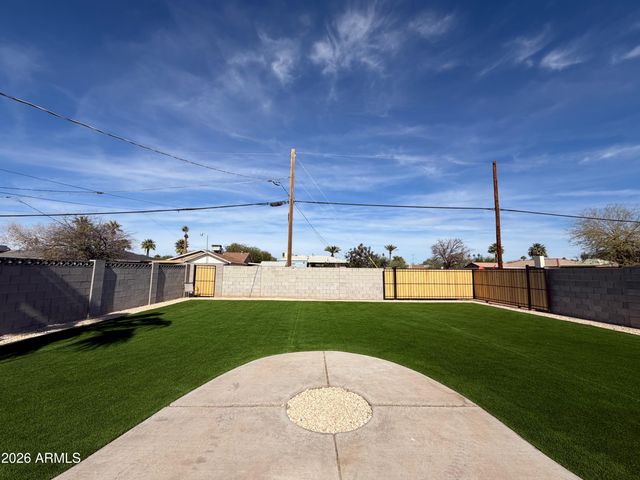 1346 E ALMERIA Road, Phoenix, AZ 85006