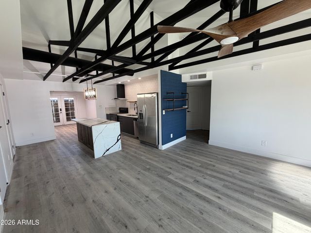 1346 E ALMERIA Road, Phoenix, AZ 85006