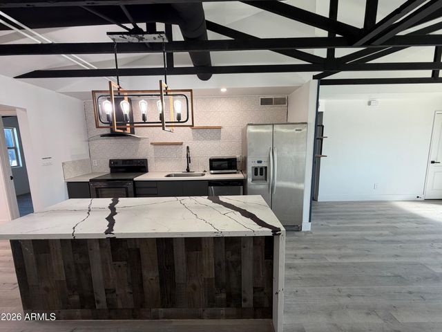 1346 E ALMERIA Road, Phoenix, AZ 85006