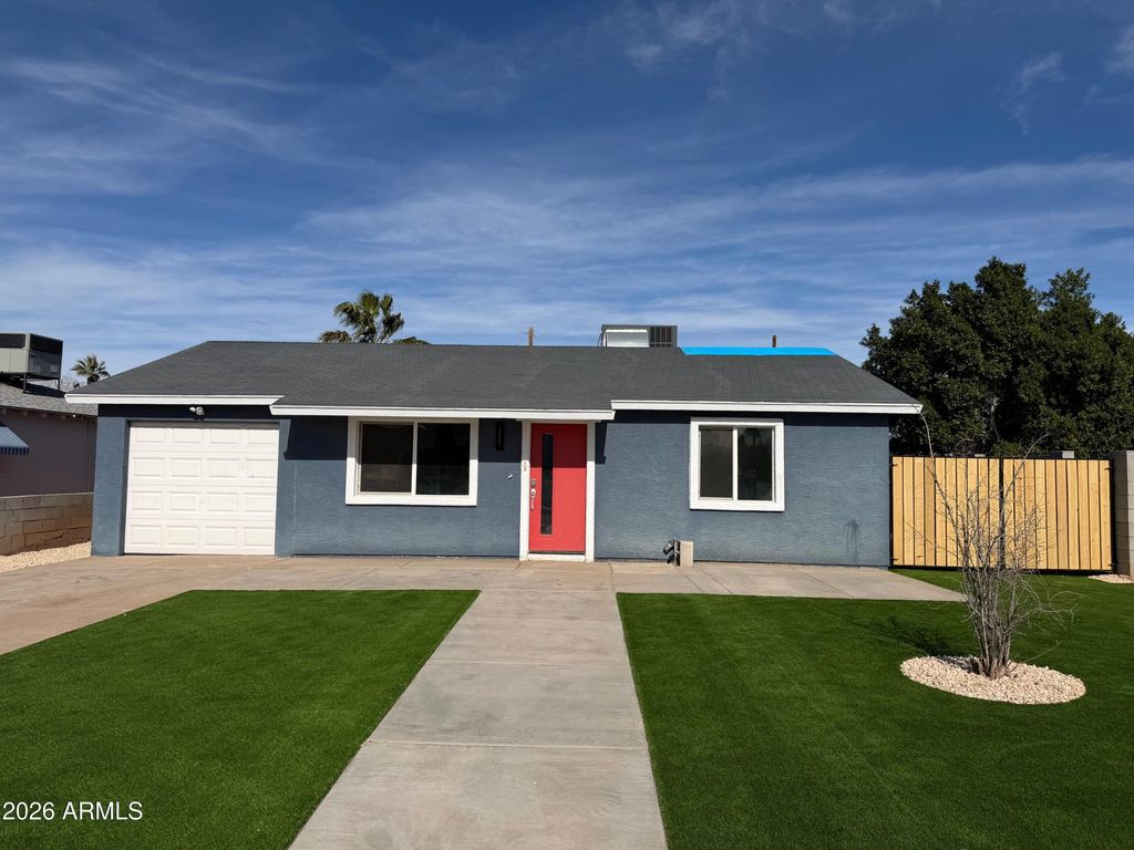 1346 E ALMERIA Road, Phoenix, AZ 85006