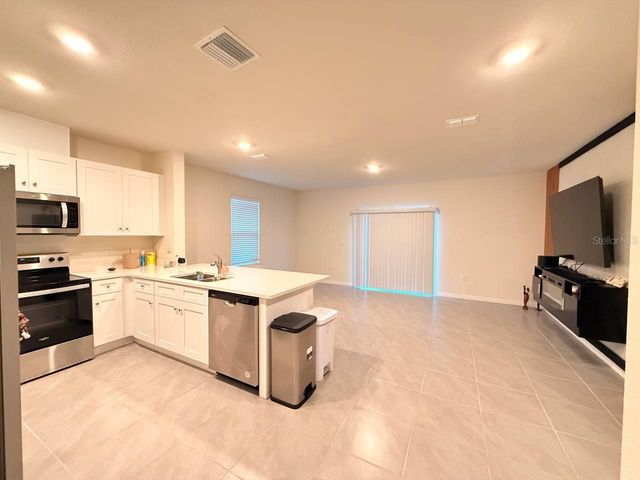 2333 PENGUIN BOULEVARD, Davenport, FL 33837