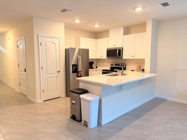 2333 PENGUIN BOULEVARD, Davenport, FL 33837