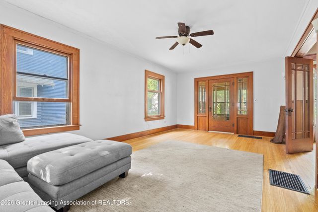 435 Regent Street, Lansing, MI 48912