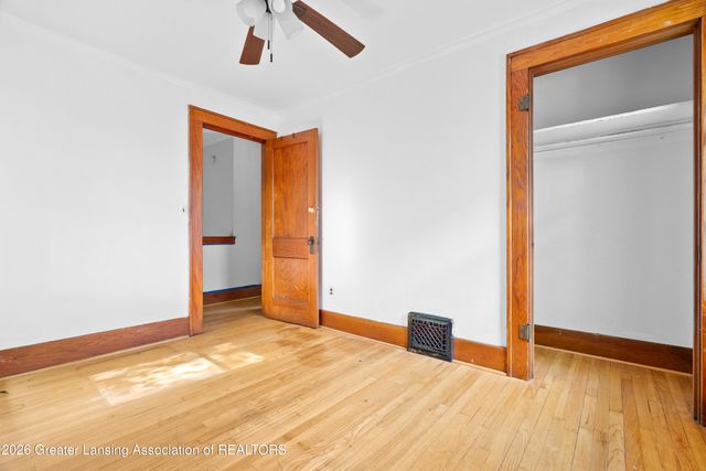 435 Regent Street, Lansing, MI 48912