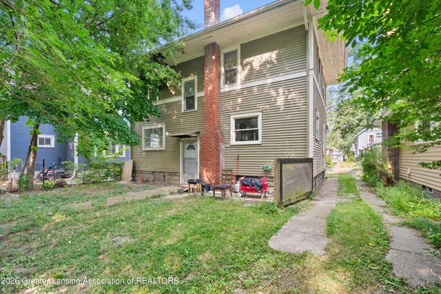 435 Regent Street, Lansing, MI 48912