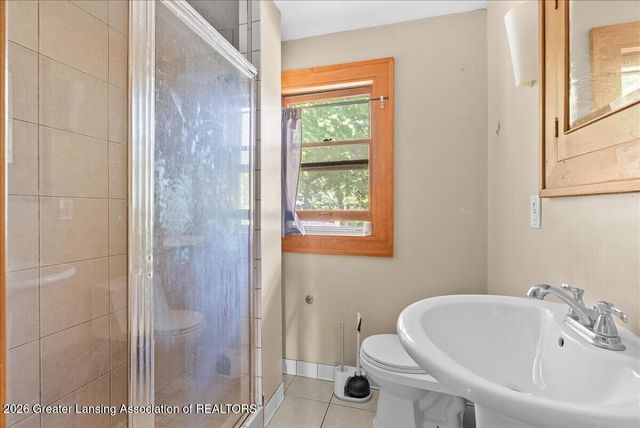 435 Regent Street, Lansing, MI 48912