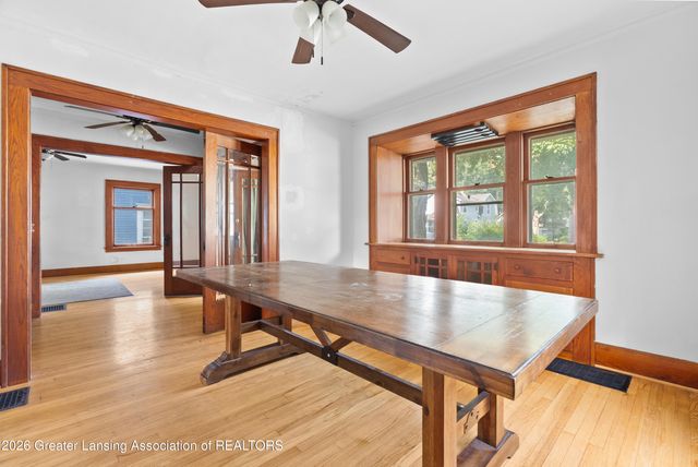 435 Regent Street, Lansing, MI 48912