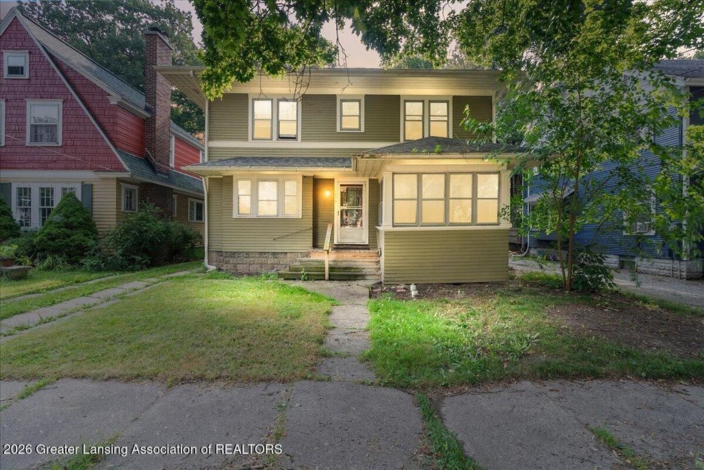 435 Regent Street, Lansing, MI 48912