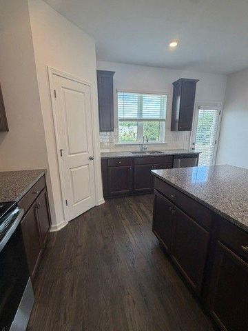 2829 Rosehall Way, Lawrenceville, GA 30044