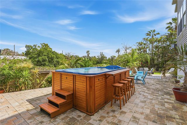 28 MICHIANA DRIVE, Terra Ceia, FL 34250