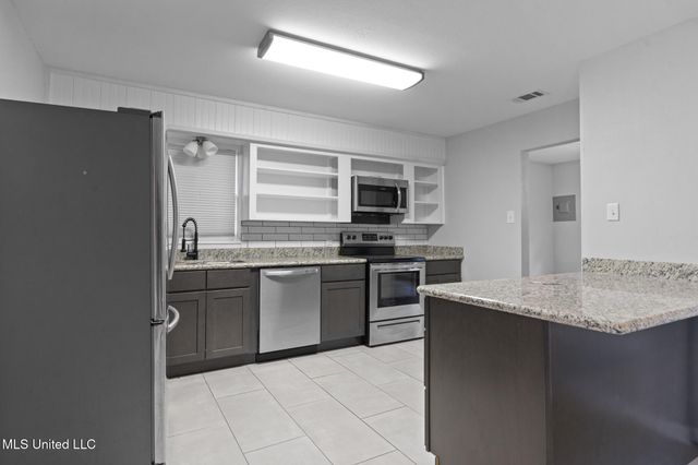 1245 24th Street, Gulfport, MS 39501