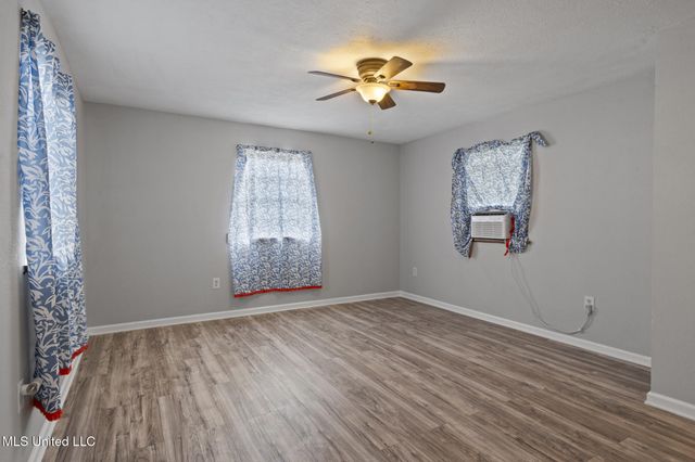 1245 24th Street, Gulfport, MS 39501