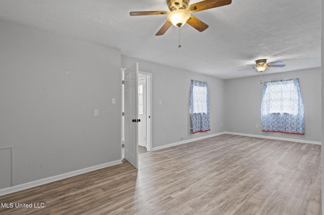1245 24th Street, Gulfport, MS 39501
