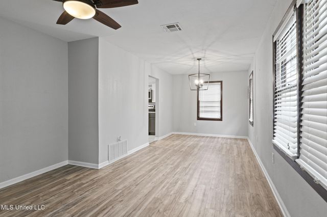 1245 24th Street, Gulfport, MS 39501