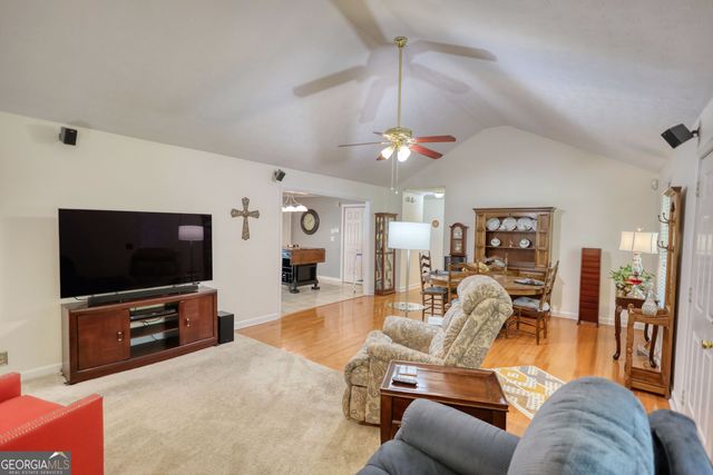 1130 Rawlings Drive, Rutledge, GA 30663