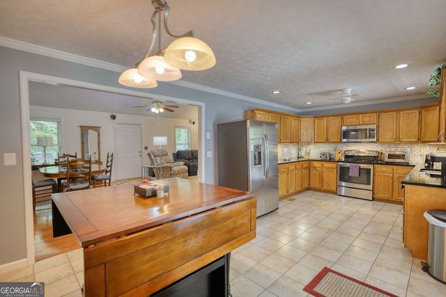 1130 Rawlings Drive, Rutledge, GA 30663