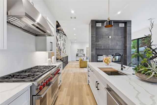3624 N Fitzhugh Avenue, Dallas, TX 75204