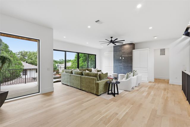 3624 N Fitzhugh Avenue, Dallas, TX 75204