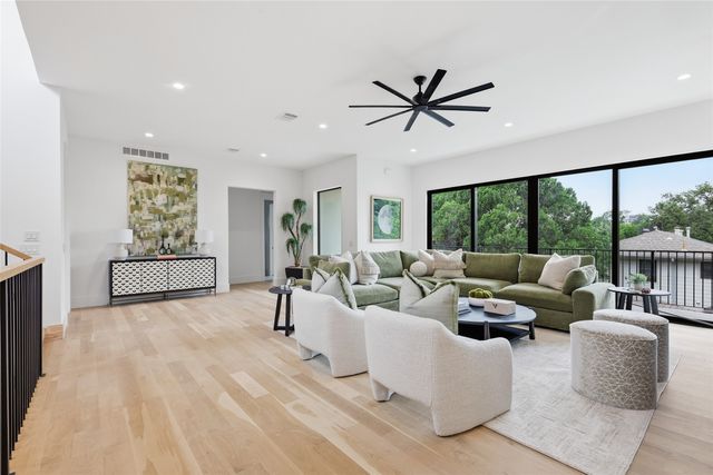 3624 N Fitzhugh Avenue, Dallas, TX 75204