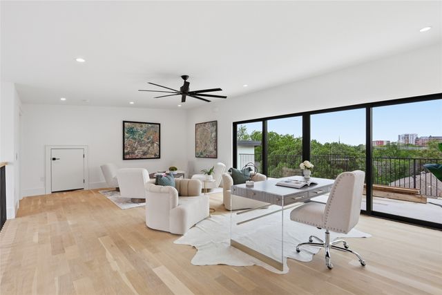 3624 N Fitzhugh Avenue, Dallas, TX 75204