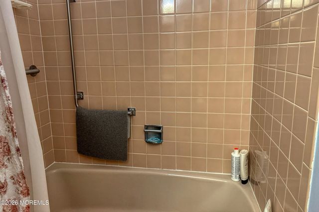 8 Lexington Drive B, Whiting, NJ 08759