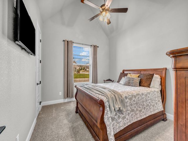 1217 Crown Valley Drive, Weatherford, TX 76087