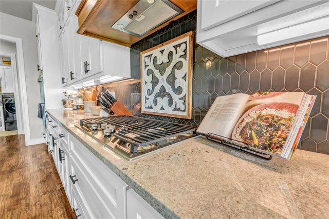 1217 Crown Valley Drive, Weatherford, TX 76087
