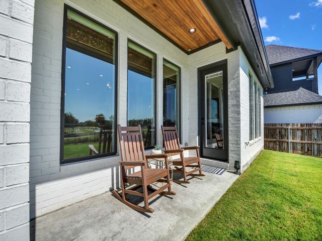 1217 Crown Valley Drive, Weatherford, TX 76087