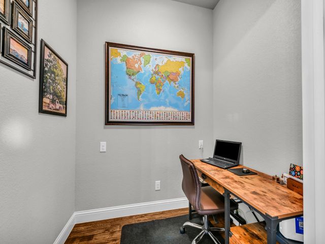 1217 Crown Valley Drive, Weatherford, TX 76087