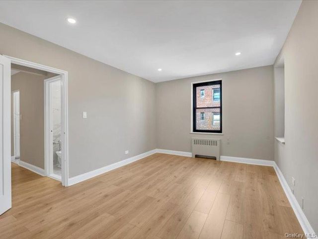 88-09 Northern Blvd 505, East Elmhurst, NY 11369