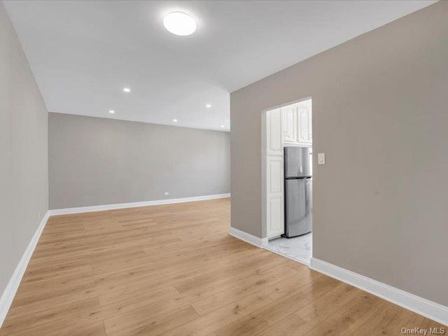 88-09 Northern Blvd 505, East Elmhurst, NY 11369