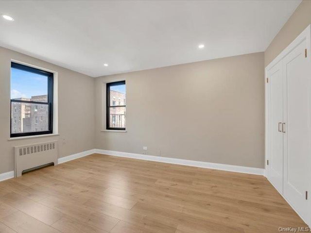 88-09 Northern Blvd 505, East Elmhurst, NY 11369