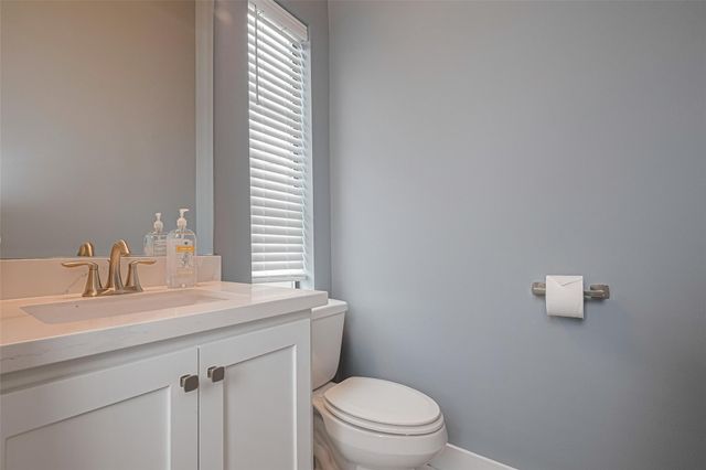 4318 E Center Street, Houston, TX 77007