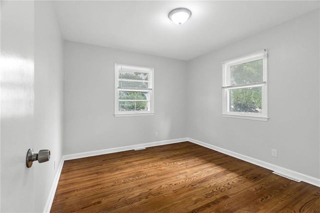 3604 S Adams Avenue, Independence, MO 64055