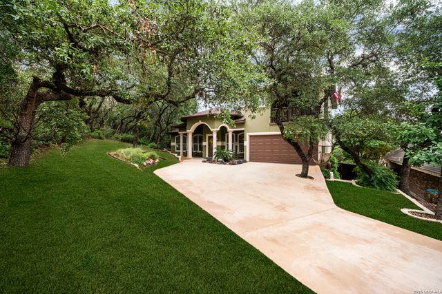 11118 Windy Willows, Helotes, TX 78023