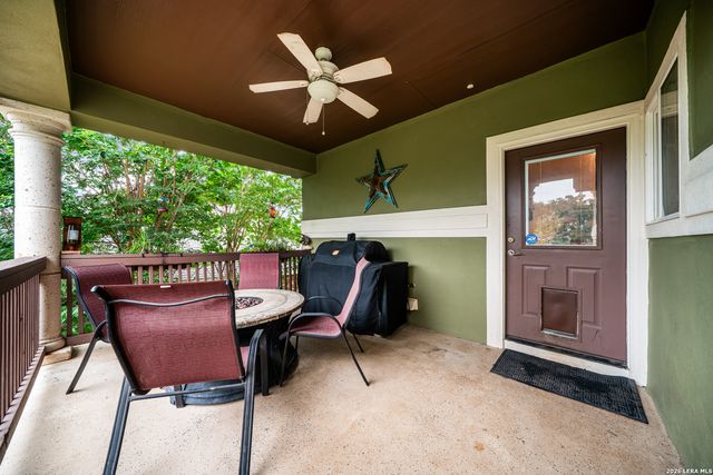 11118 Windy Willows, Helotes, TX 78023