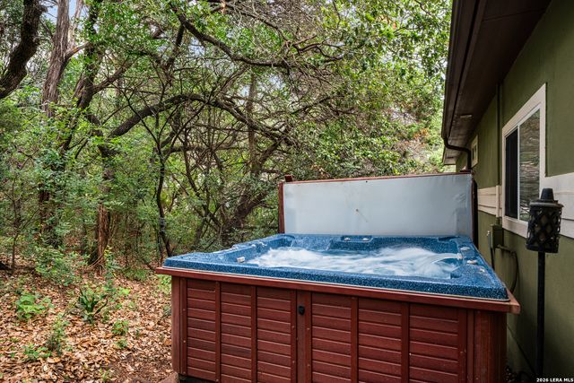 11118 Windy Willows, Helotes, TX 78023
