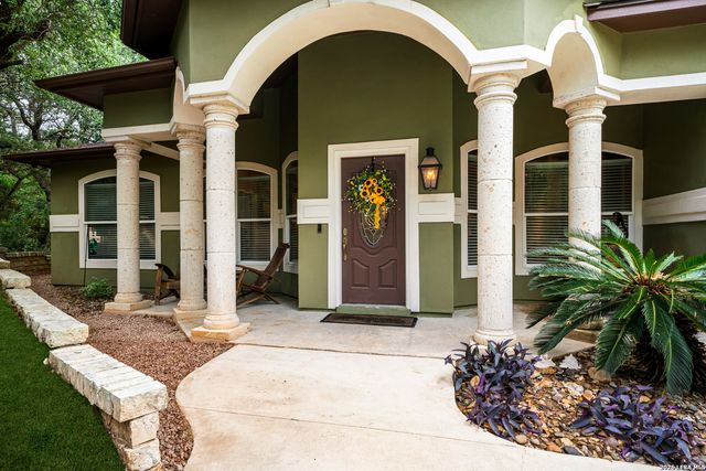 11118 Windy Willows, Helotes, TX 78023