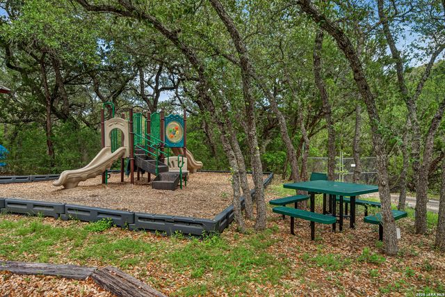 11118 Windy Willows, Helotes, TX 78023