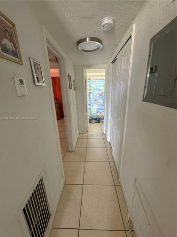 7101 SW 89th Ct 305, Miami, FL 33173