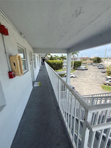 7101 SW 89th Ct 305, Miami, FL 33173